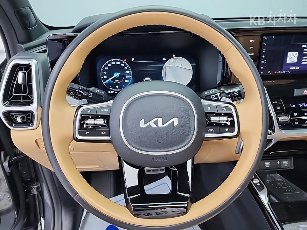 2022 Kia MQ4 photo