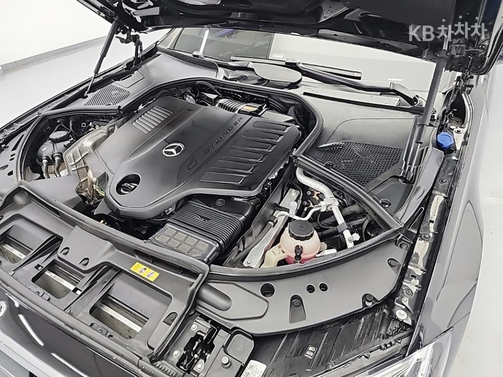 Mercedes-Benz S-klasse — miniaturë 5