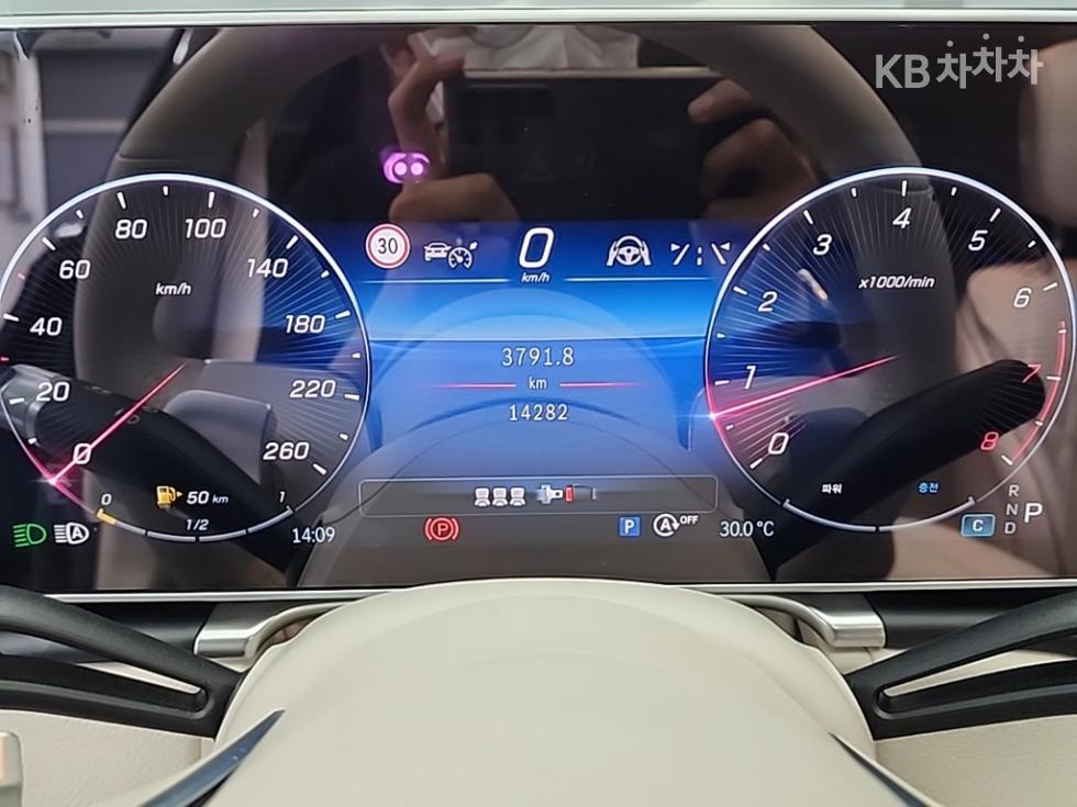 Mercedes-Benz S-klasse — miniaturë 6