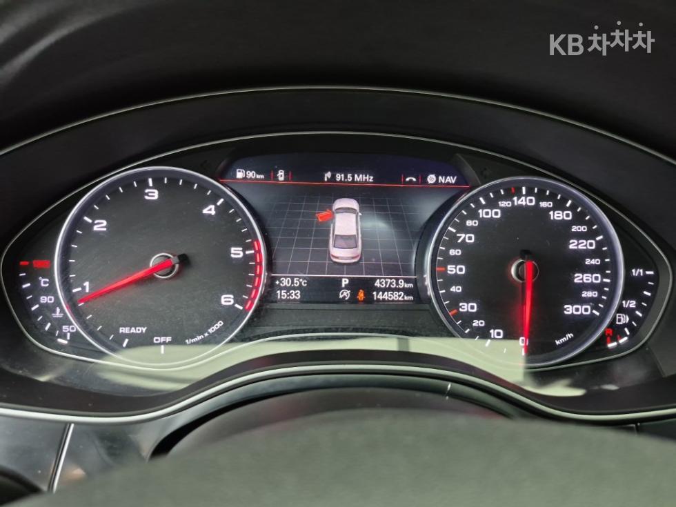 Audi A6 — miniaturë 7