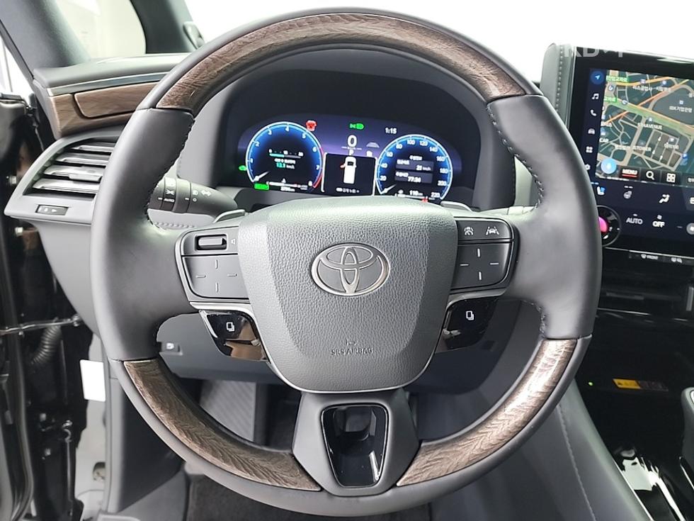 Toyota Alphard — miniaturë 9