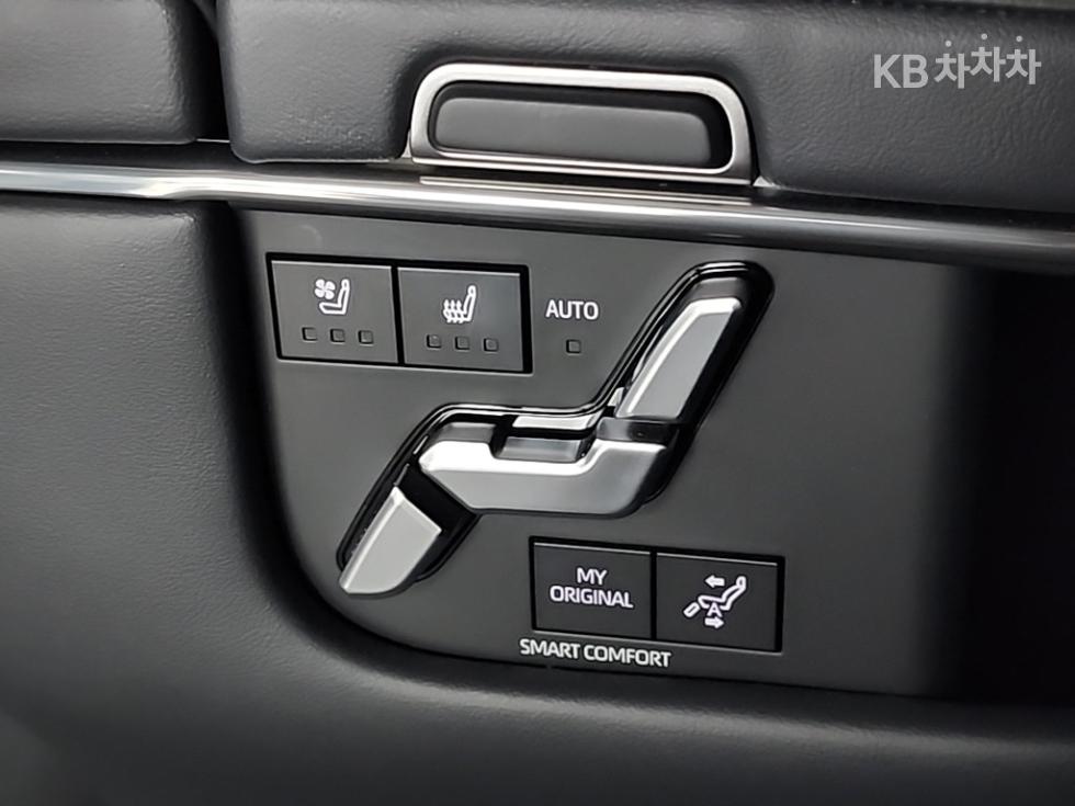 Toyota Alphard — miniaturë 15