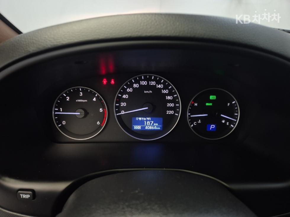 Hyundai Starex — miniaturë 6