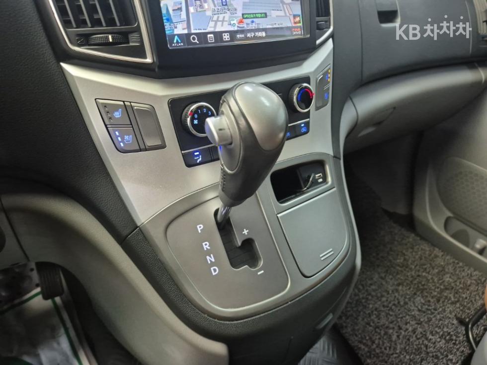 Hyundai Starex — miniaturë 8