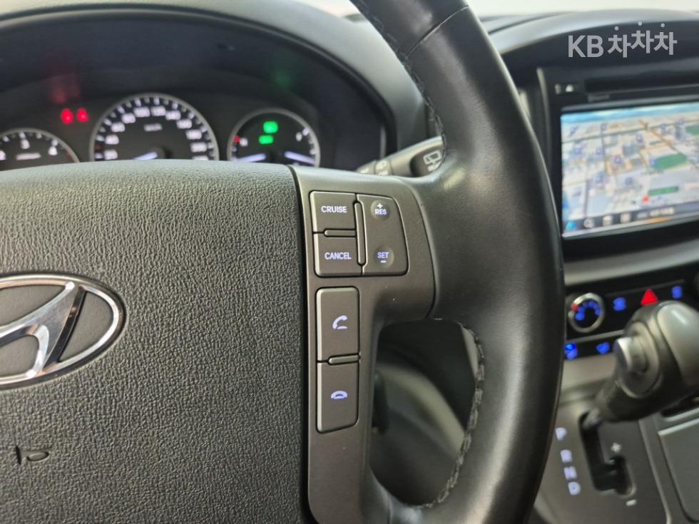Hyundai Starex — miniaturë 15