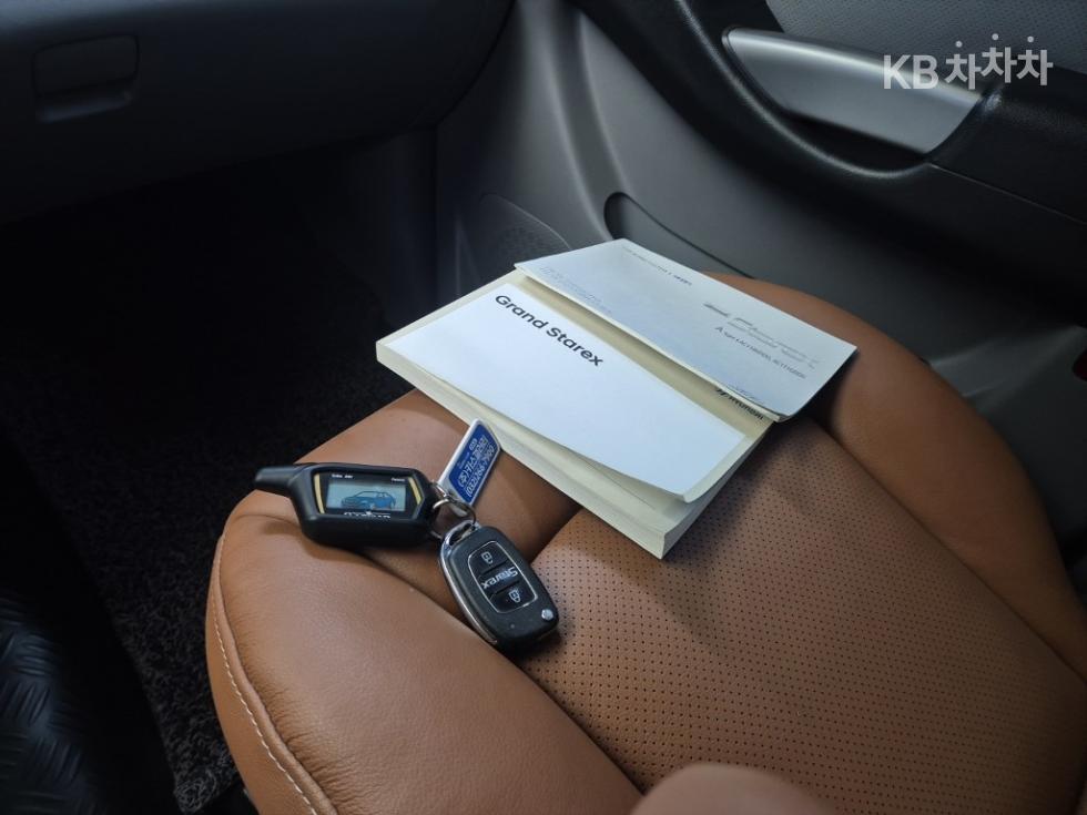 Hyundai Starex — miniaturë 16