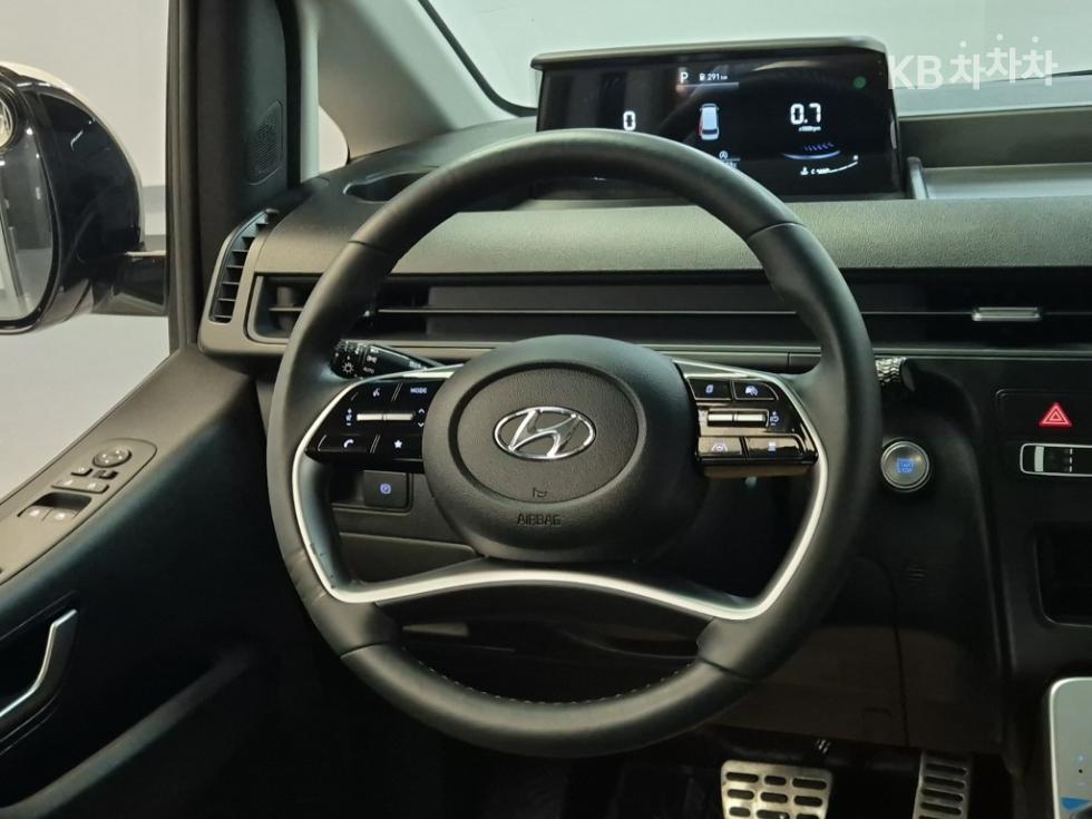 Hyundai Staria — miniaturë 9