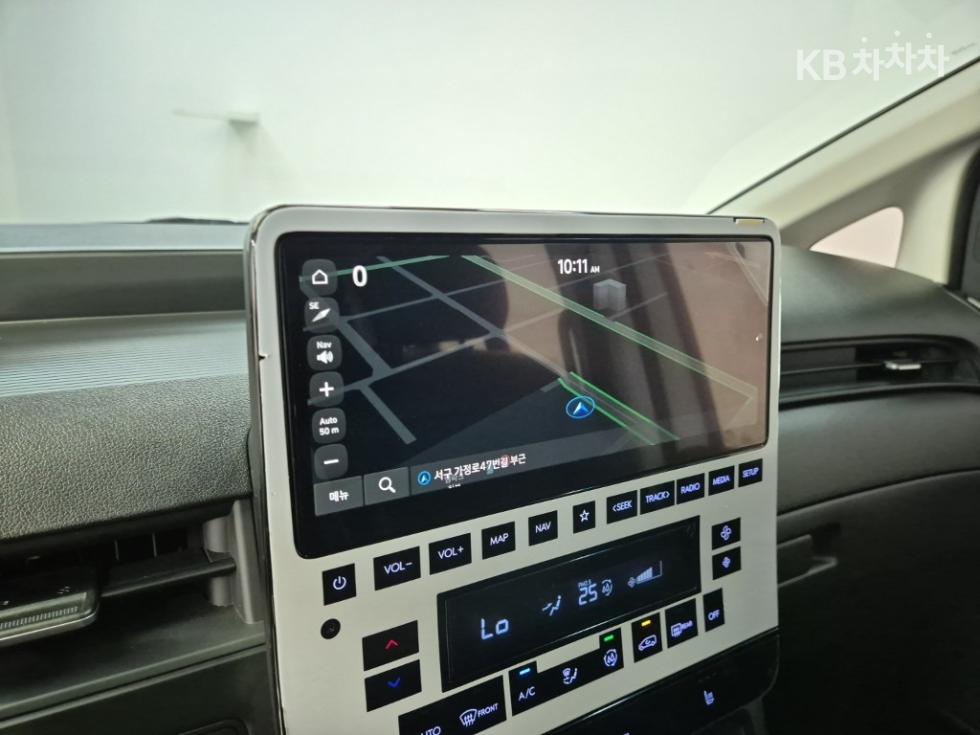 Hyundai Staria — miniaturë 13