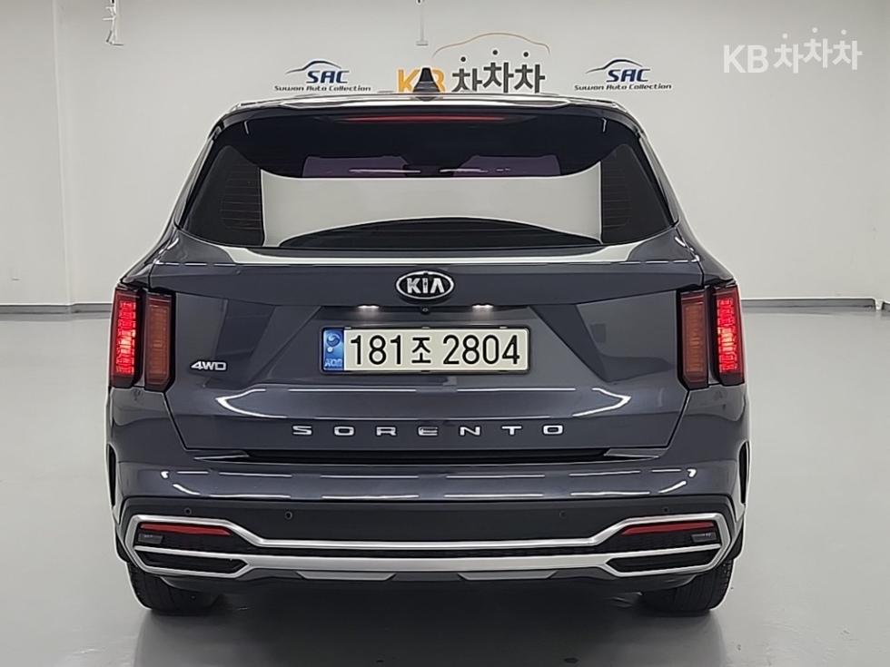 2021 Kia 4 photo