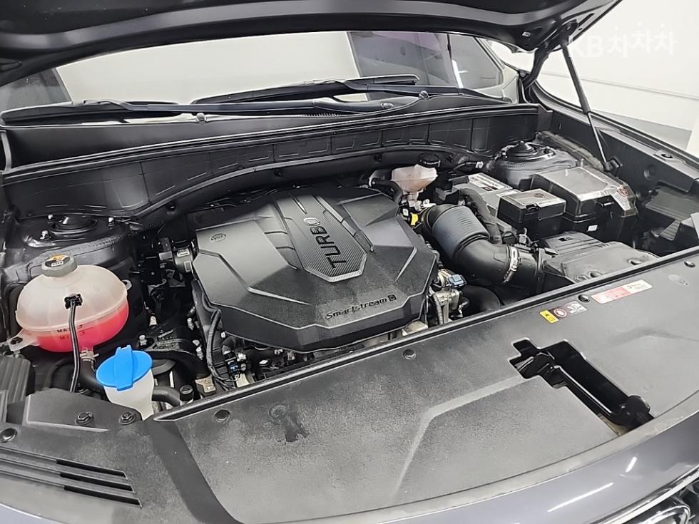 2021 Kia 4 photo
