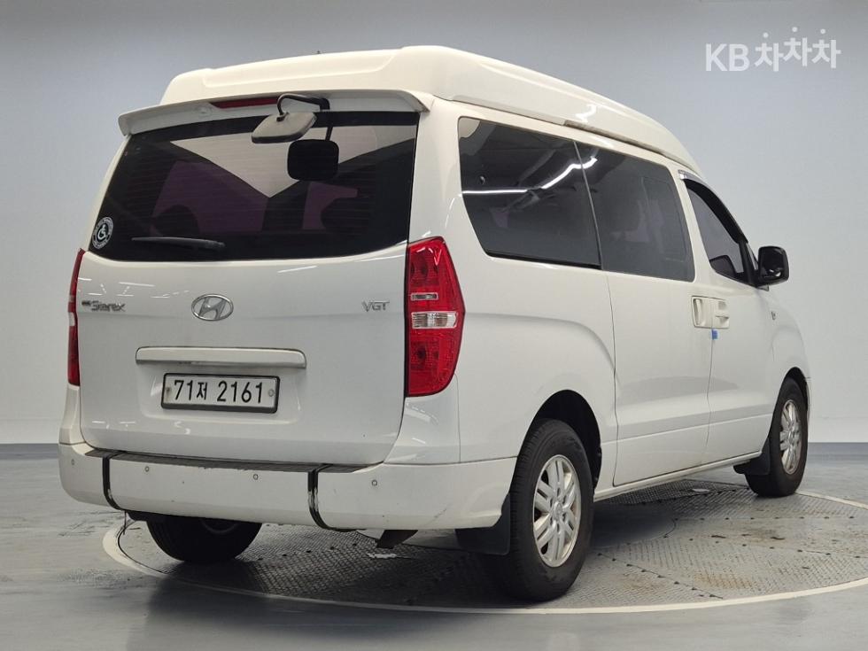 Hyundai Starex — miniaturë 3