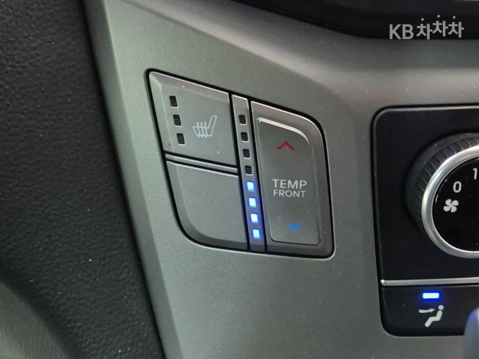 Hyundai Starex — miniaturë 13