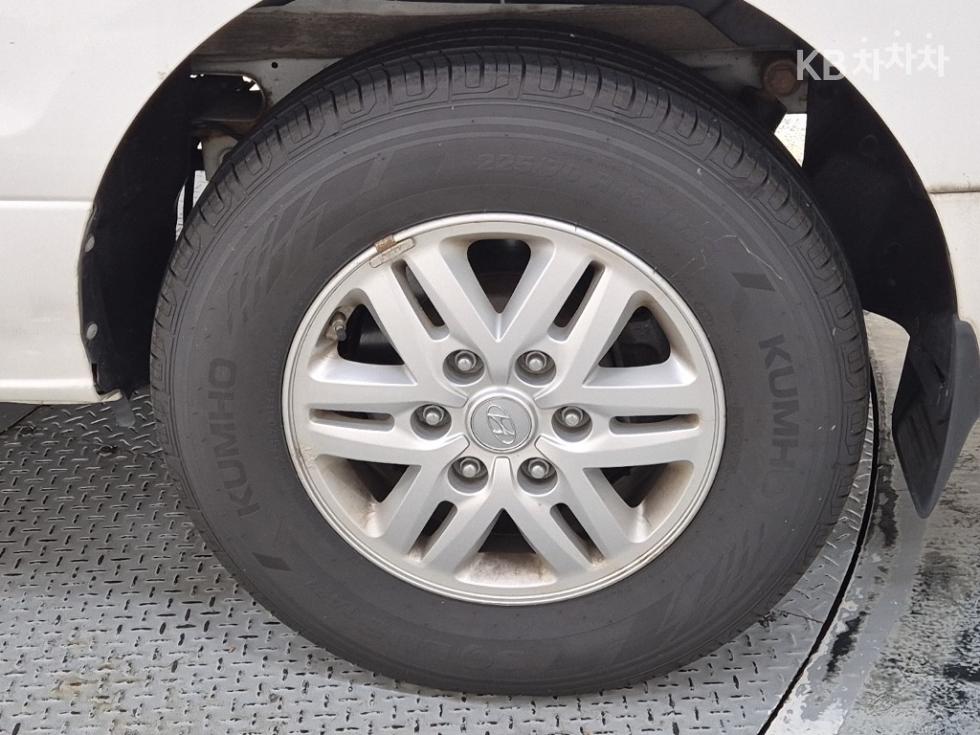 Hyundai Starex — miniaturë 20