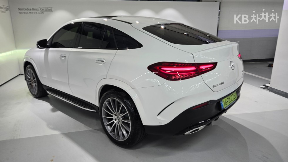 Mercedes-Benz GLE — miniaturë 4