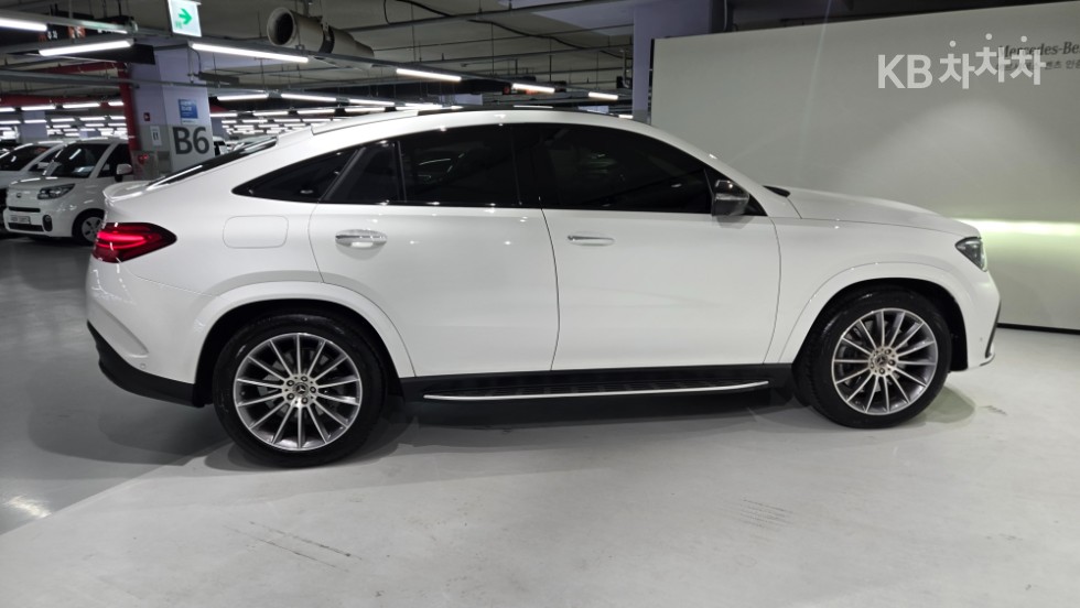 Mercedes-Benz GLE — miniaturë 11
