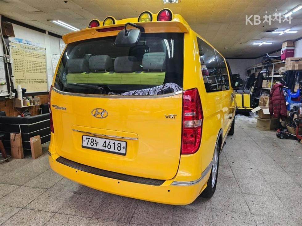 Hyundai Starex — miniaturë 2