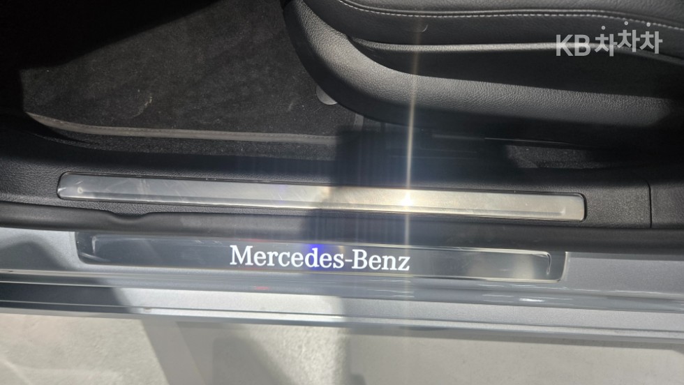 Mercedes-Benz S-klasse — miniaturë 24
