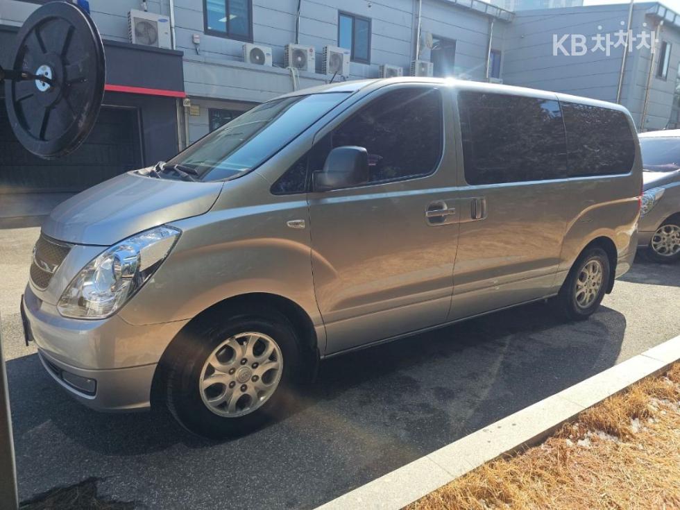 Hyundai Starex — miniaturë 10
