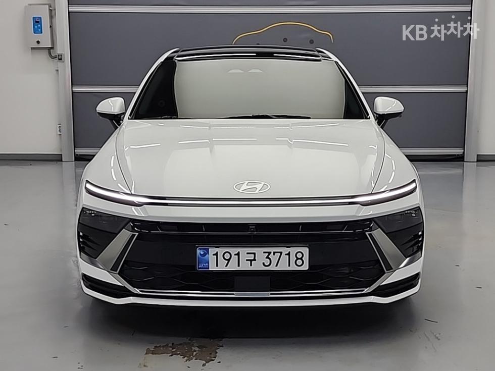 2023 Hyundai (DN8) photo