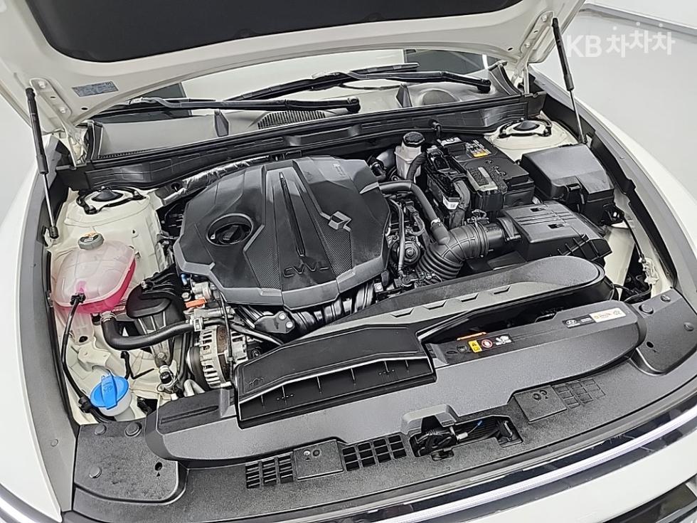 2023 Hyundai (DN8) photo