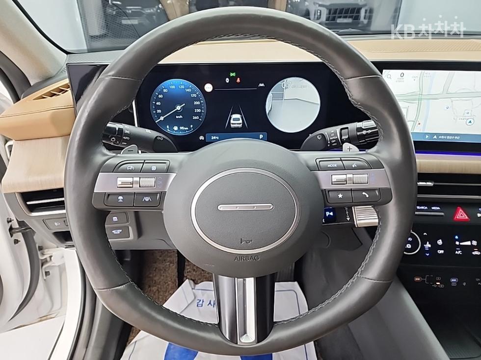 2023 Hyundai (DN8) photo