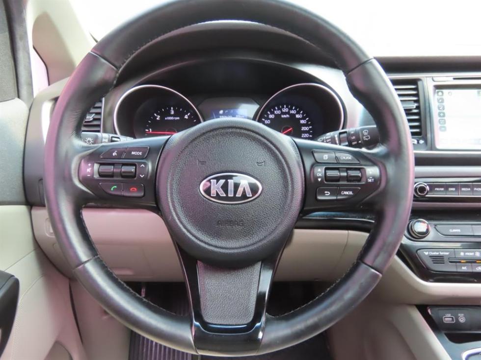 Kia Carnival — miniaturë 13