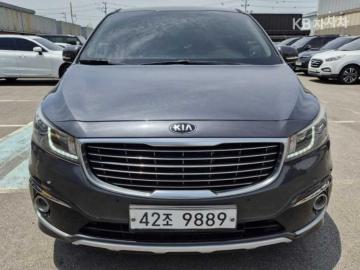 Kia Carnival 9  seats 2.2  diesel  noblesse — foto 1