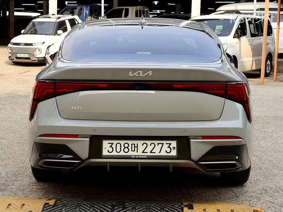 Kia K5 — miniaturë 3