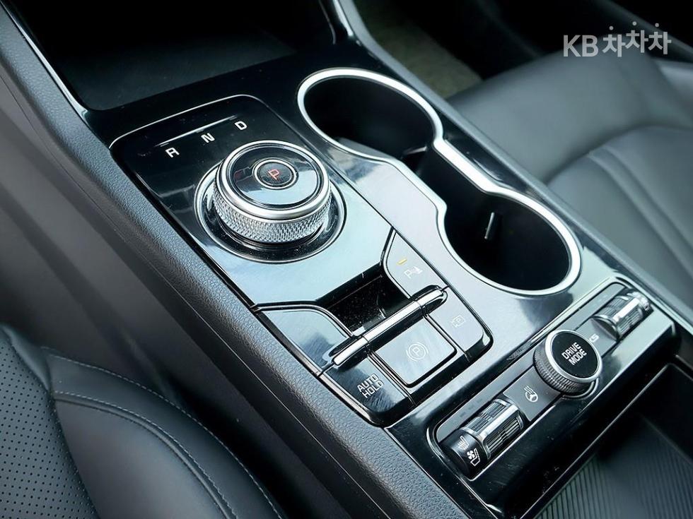 Kia K5 — miniaturë 7