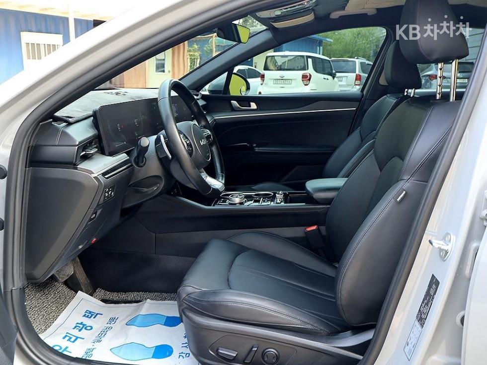 Kia K5 — miniaturë 12