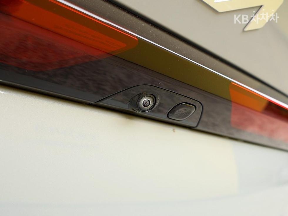 Kia K5 — miniaturë 17