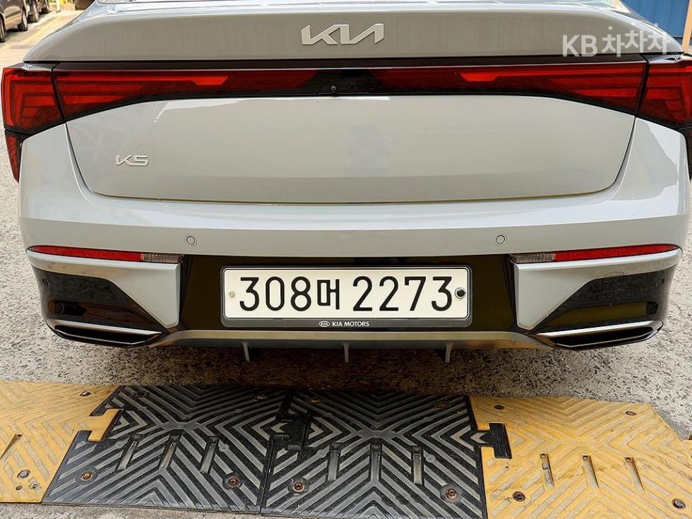 Kia K5 — miniaturë 18