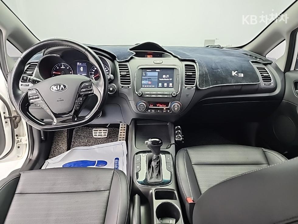 2016 Kia K3 photo