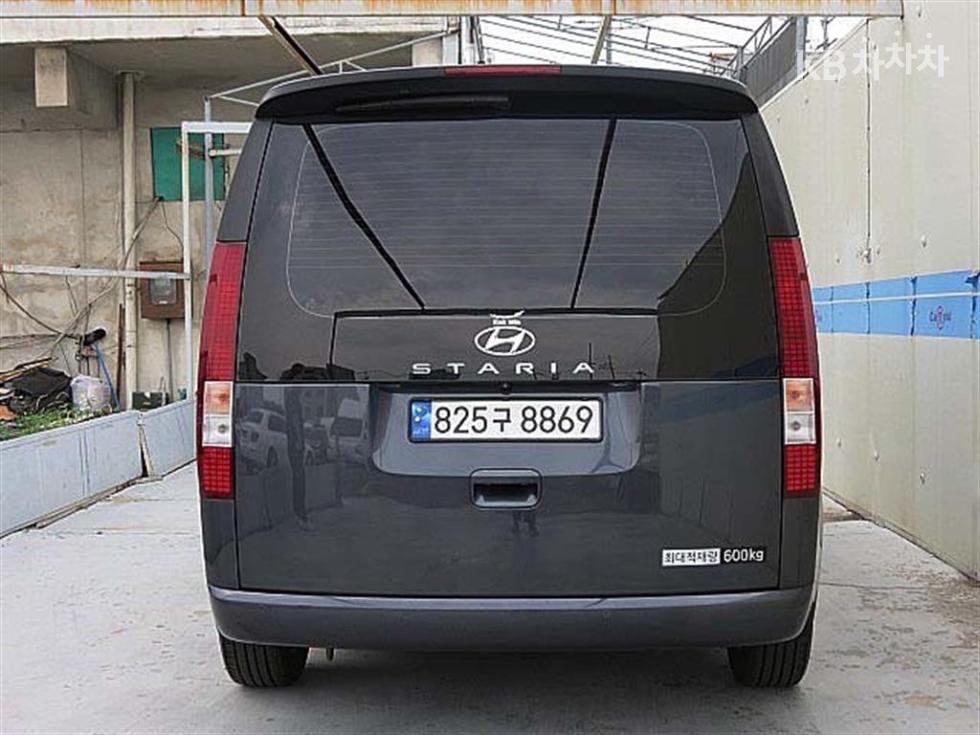 Hyundai Staria — miniaturë 3