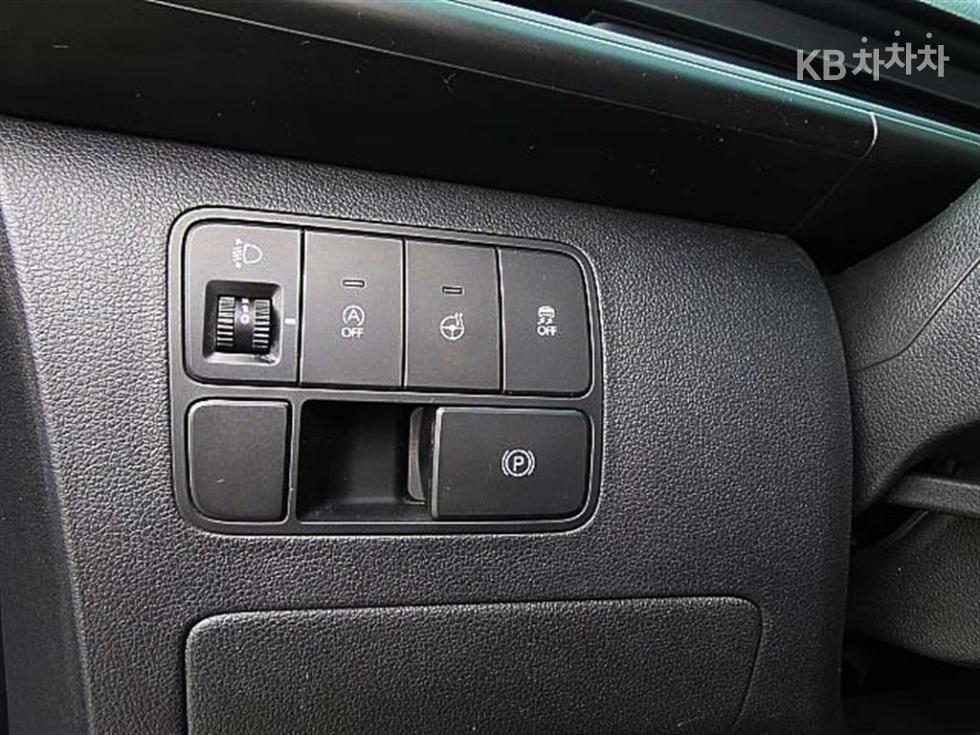 Hyundai Staria — miniaturë 14