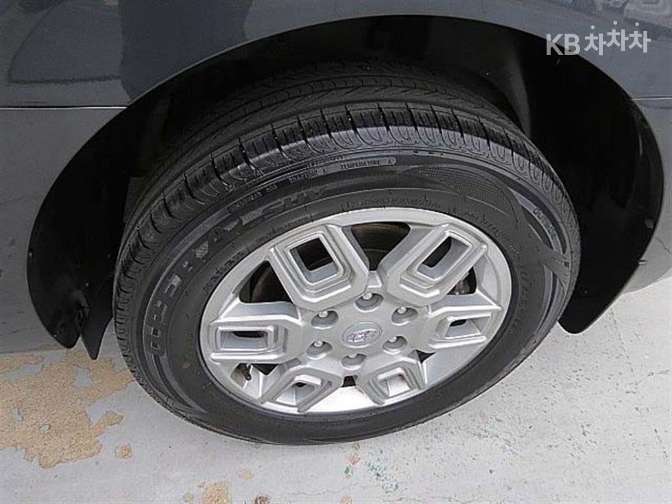 Hyundai Staria — miniaturë 20