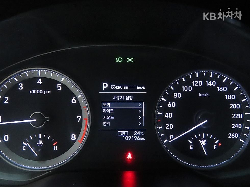 Hyundai Grandeur — miniaturë 8