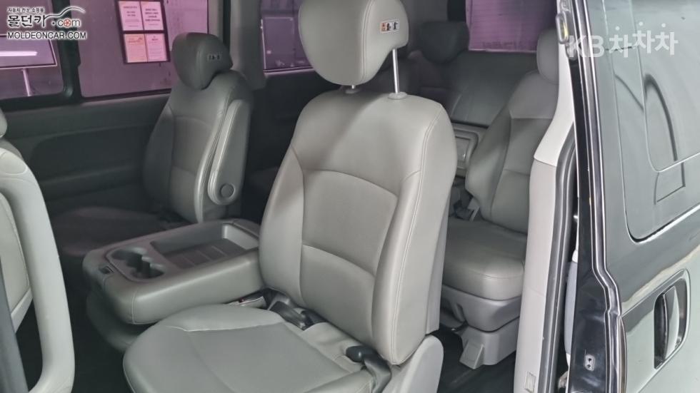 Hyundai Starex — miniaturë 10