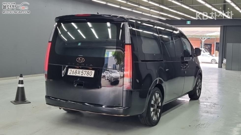 Hyundai Staria — miniaturë 2