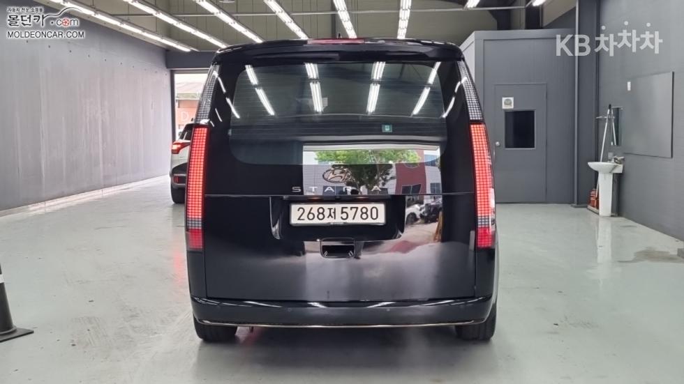 Hyundai Staria — miniaturë 4