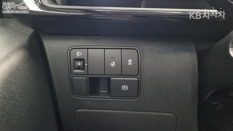 Hyundai Staria — miniaturë 15