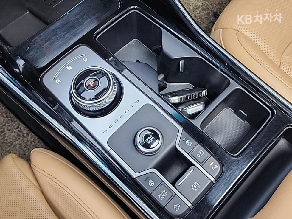 2021 Kia MQ4 photo