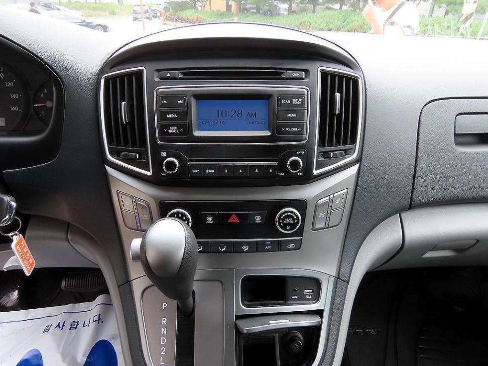 Hyundai Starex — miniaturë 13