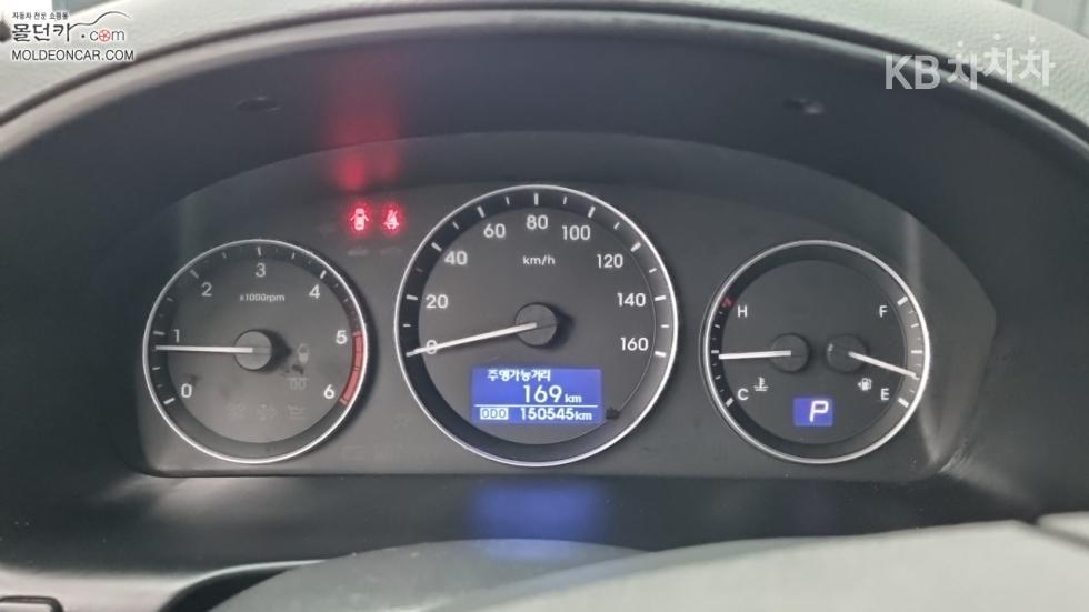 Hyundai Starex — miniaturë 5