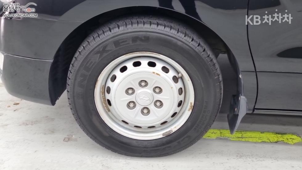 Hyundai Starex — miniaturë 6