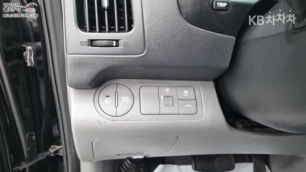 Hyundai Starex — miniaturë 14