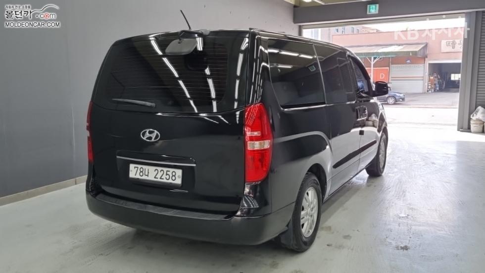 Hyundai Starex — miniaturë 2