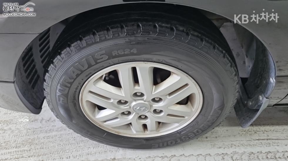 Hyundai Starex — miniaturë 6