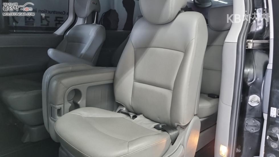 Hyundai Starex — miniaturë 10