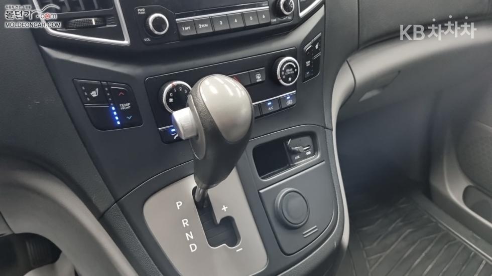 Hyundai Starex — miniaturë 14